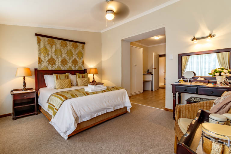 Porcupine Ridge Guest Lodge - Gallery